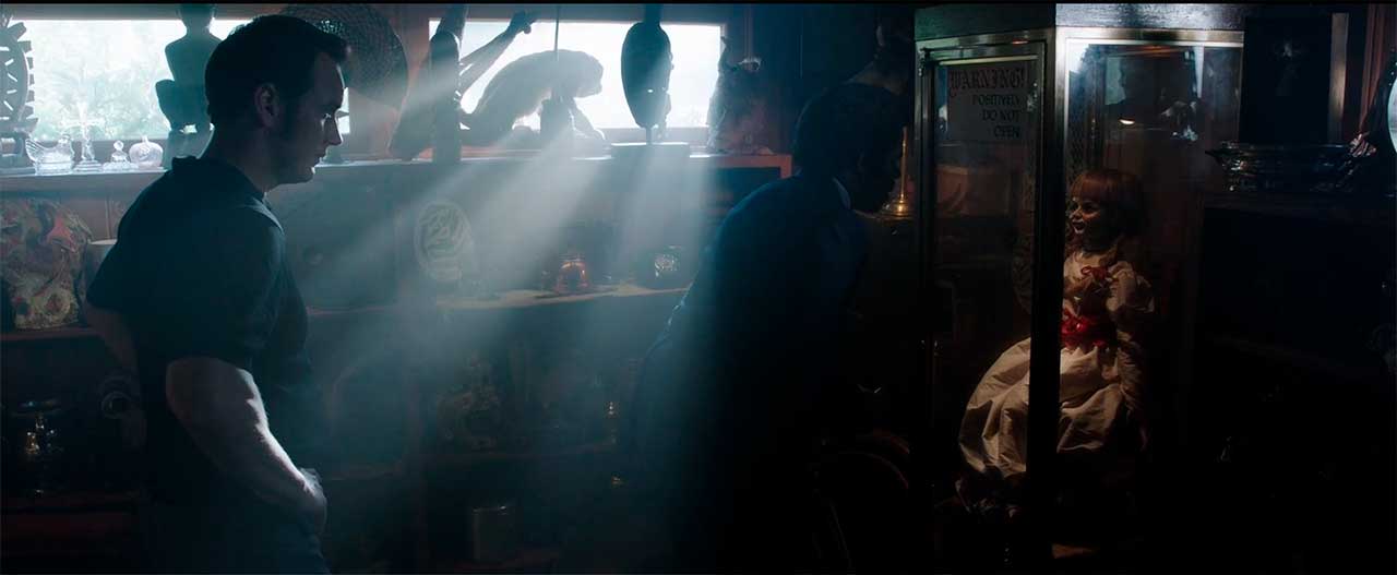 Заклятие: кадр 2